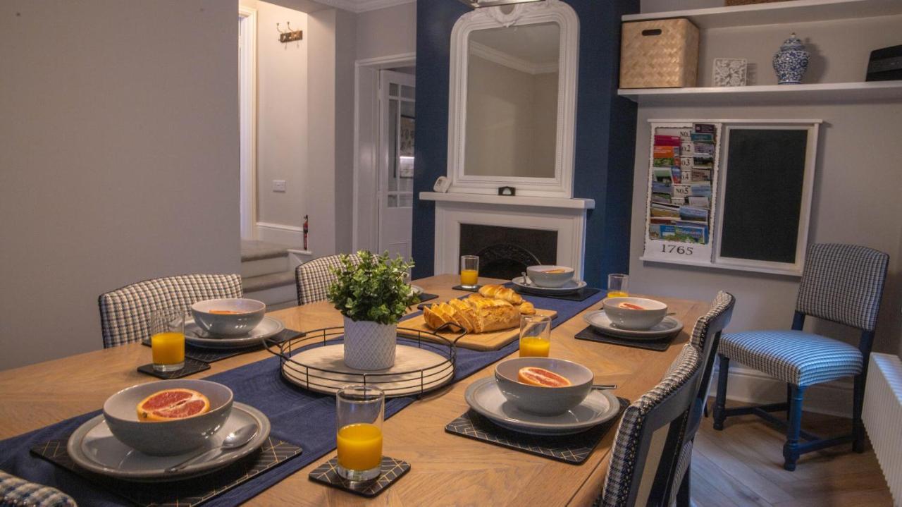 Number Six Apartment Ironbridge Ngoại thất bức ảnh
